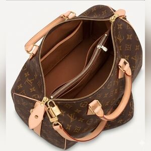 LAST ONE! SPEEDY 35 Bag Organizer Handbag with Removable center zipper pouch